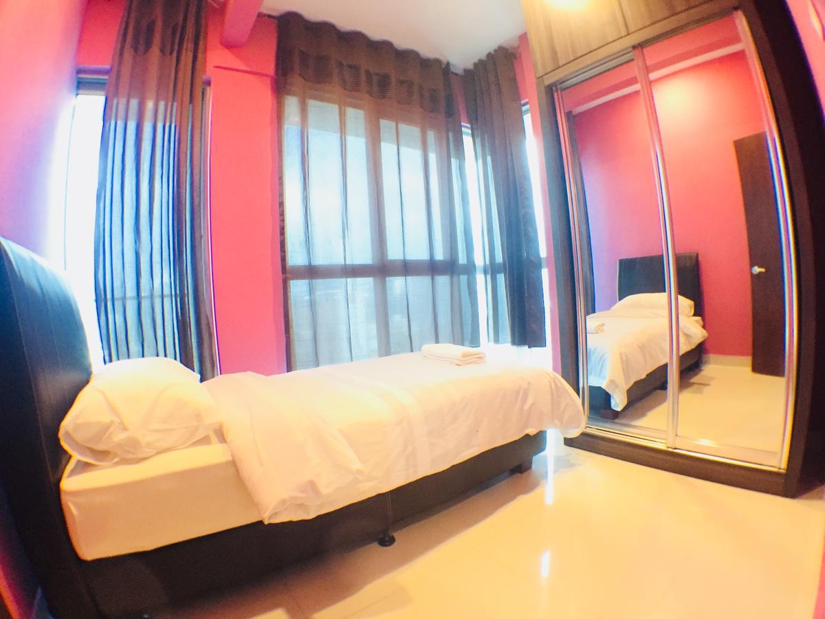 Regalia Suites By Ihost Kuala Lumpur Esterno foto