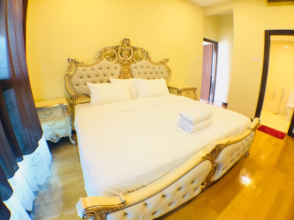Regalia Suites By Ihost Kuala Lumpur Esterno foto