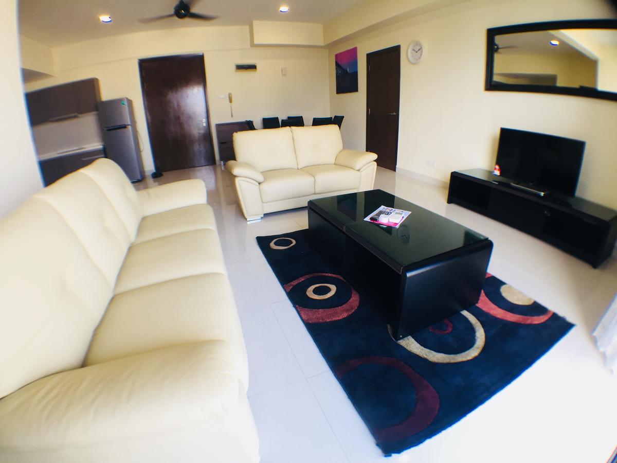 Regalia Suites By Ihost Kuala Lumpur Esterno foto
